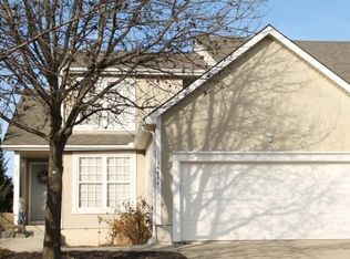 14868 Robinson St, Overland Park, KS 66223