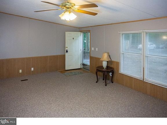 4th image of 160 Wolfs Trail End Dr