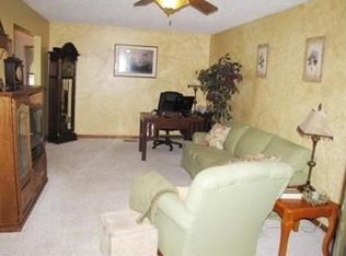 786 Hidden Valley Ct, Fairborn, OH 45324