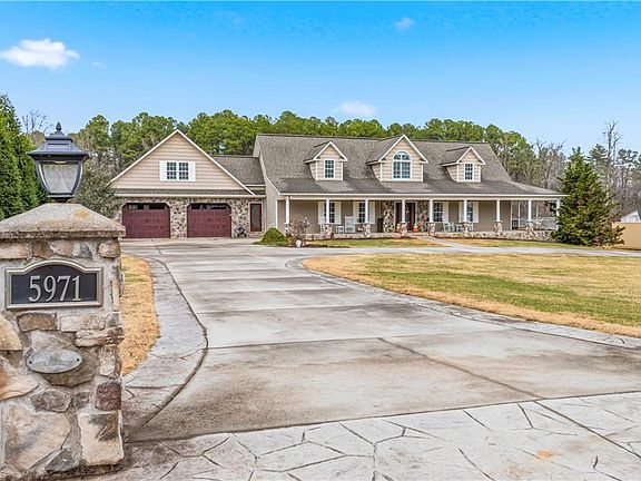 3rd image of 5971 Holder Rd