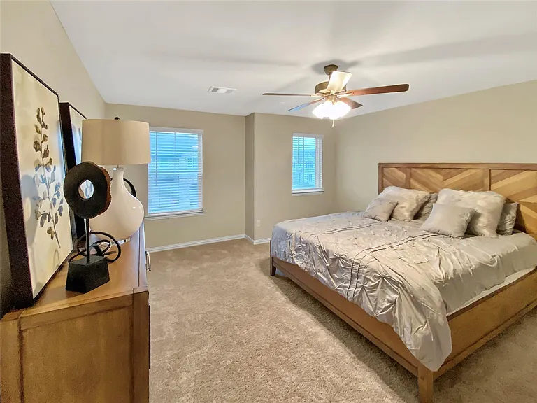 11922 Amber Oak Way — Photo 18