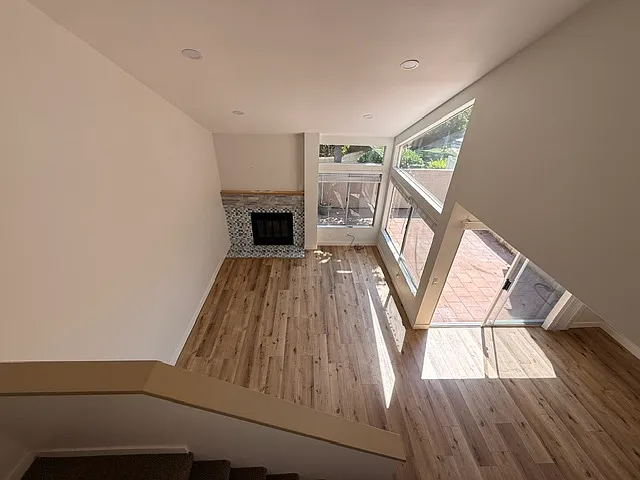 107 Stanford Ct #107 — Photo 17