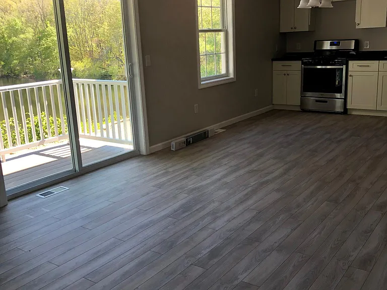 Kitchen/living