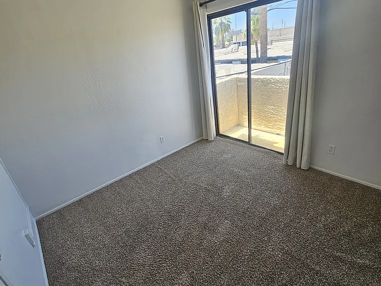 1618 N 32nd St #10 — Photo 9