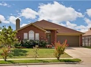 308 Flushing Quail Dr, Arlington, TX 76002