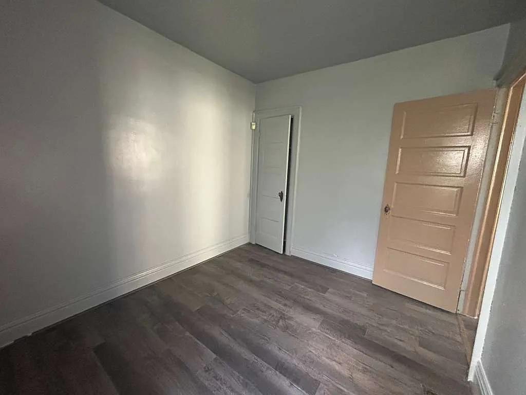 Building Photo - 501 Riley St #1