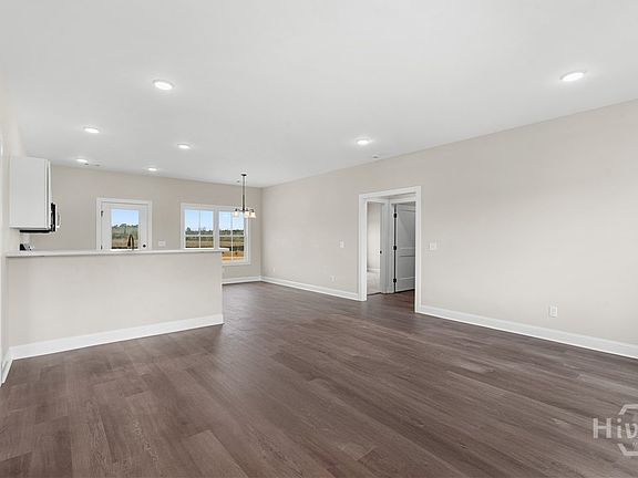 5th image of 115 Landmark Circle Lot 8