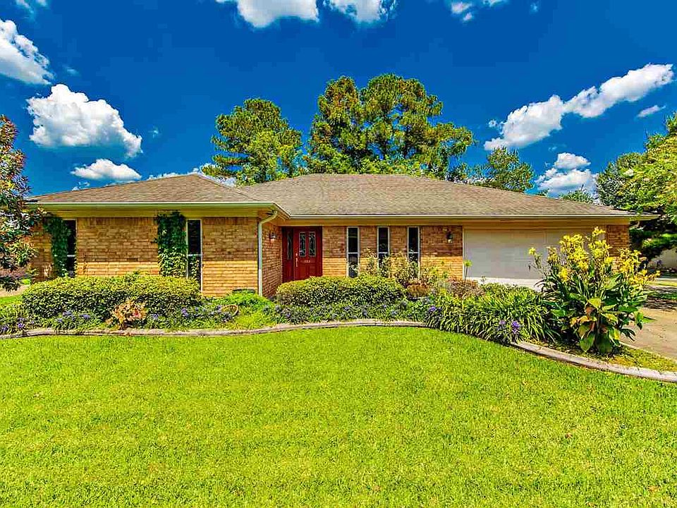 1st image of 204 Brinwood Dr