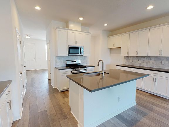 Catamaran Cove - Tuttle Interior Image 4