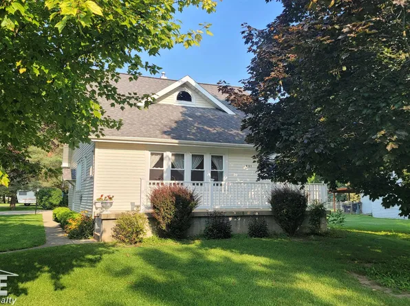 401 N Chestnut St, Owosso, MI 48867