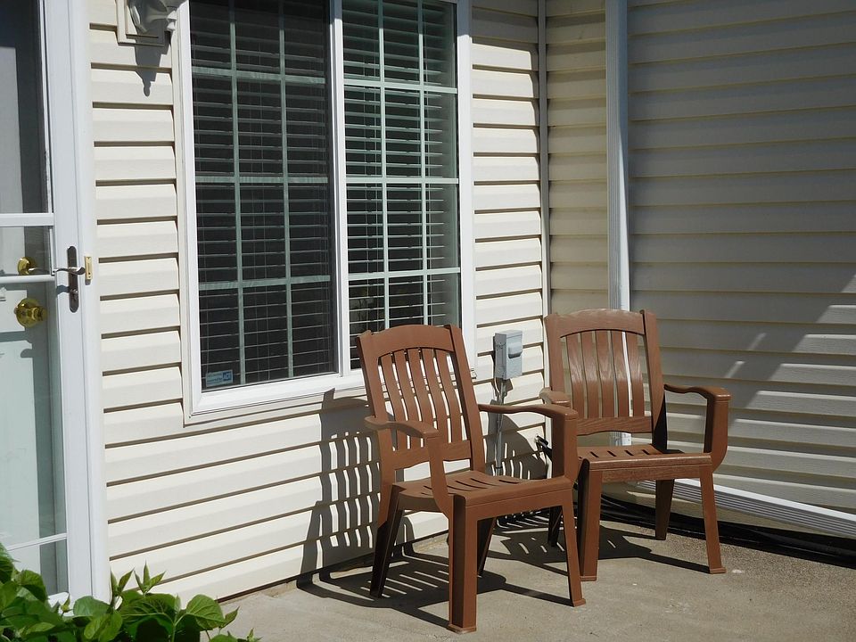 2nd image of 15326 Radium Way NW