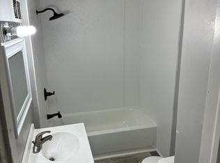 3224 E Carpenter St #1, Springfield, IL 62702