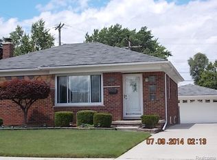 30248 Leona St, Garden City, MI 48135