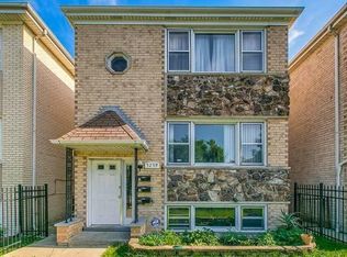 5239 W Foster Ave, Chicago, IL 60630