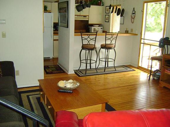 4th image of 2707 N Seabreeze Pt