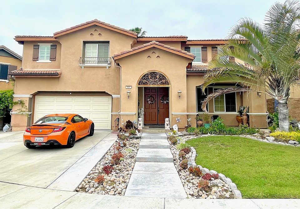 1st image of 311 N Baker Privado