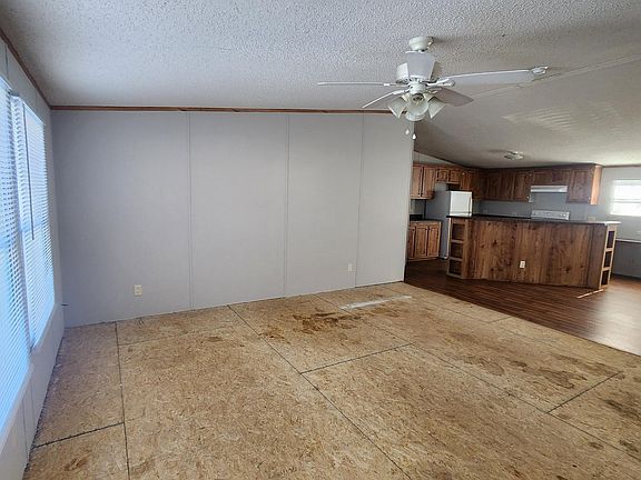 4th image of 608 Billy Bryan Ave