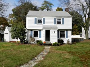 84 Donbray Rd, Springfield, MA 01119
