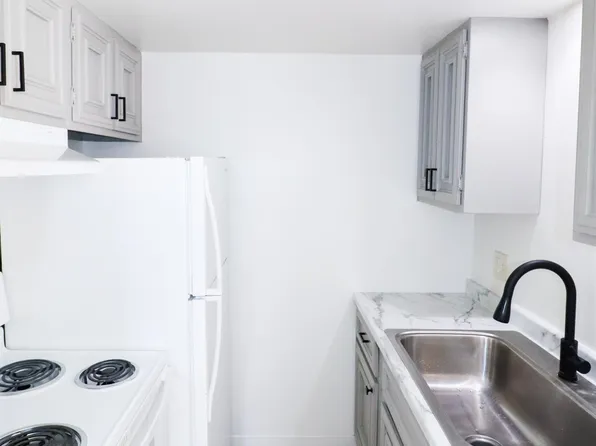 1923 Sutton Avenue, 1923 Sutton Ave #105, Cincinnati, OH 45230