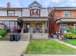 709 Dupont St, Toronto, ON M6G1Z5