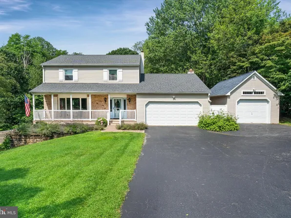 5 Independence Ln, Downingtown, PA 19335