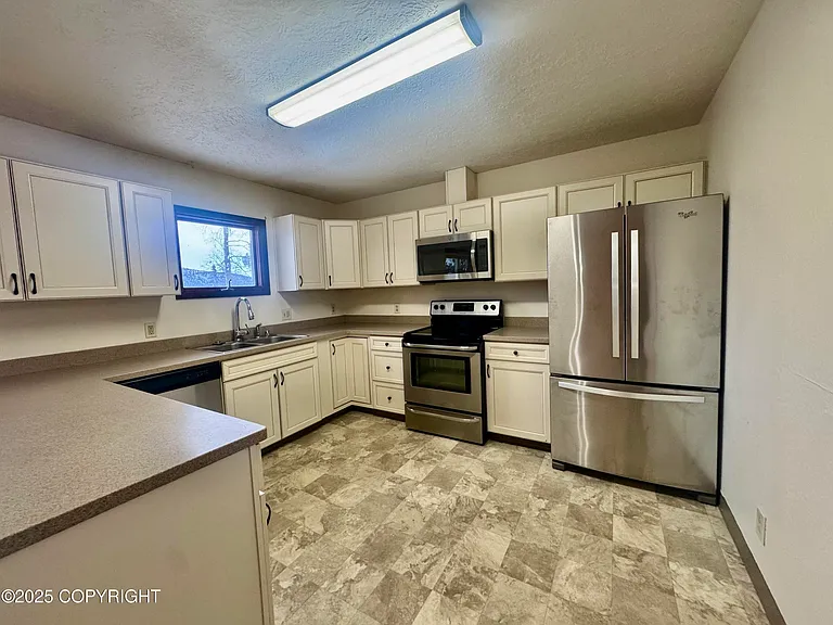 19532 Citation Rd — Photo 3