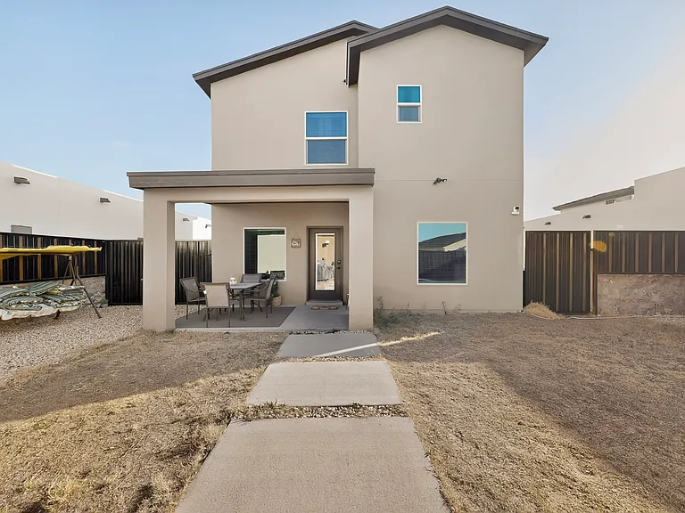 14717 Charles Foster Ave — Photo 5