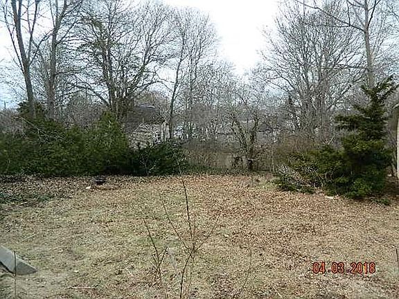 3rd image of 22 Clarence Ave