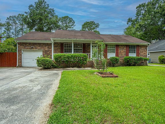 3rd image of 86 Peppertree Ln