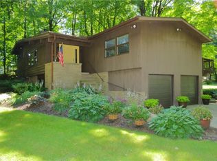 11280 Walnut Ridge Rd, Chesterland, OH 44026