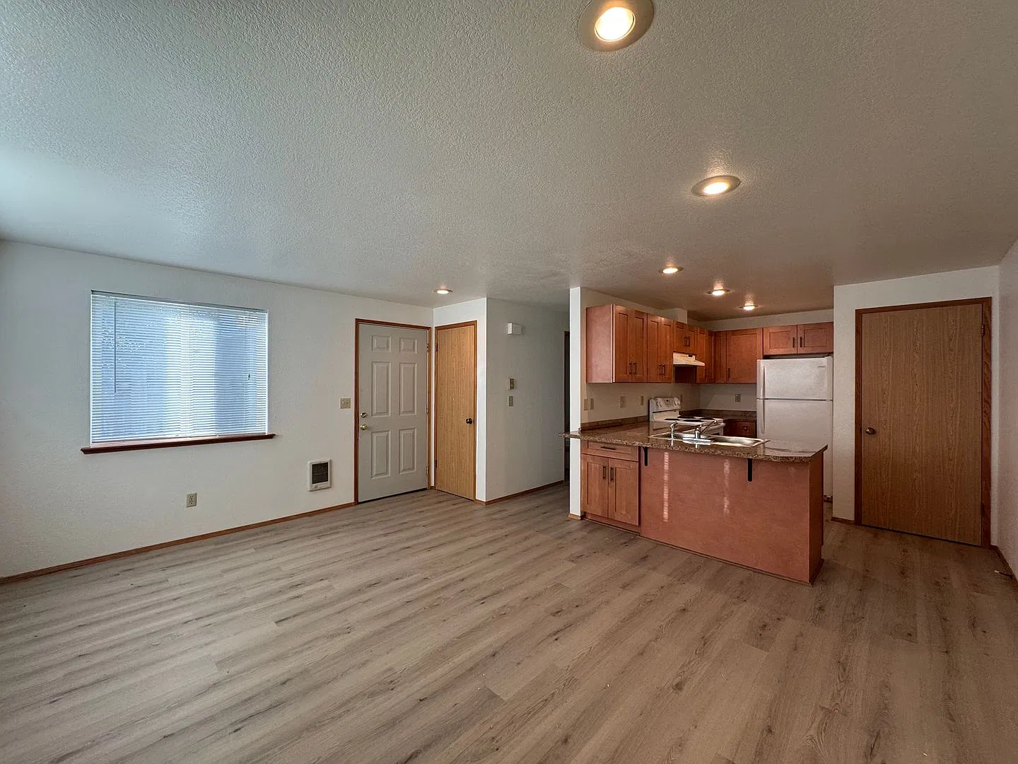 2519 Wetmore Ave. — Photo 3