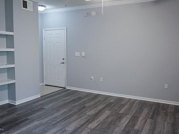 3rd image of 8539 W Gate Pkwy Unit 624