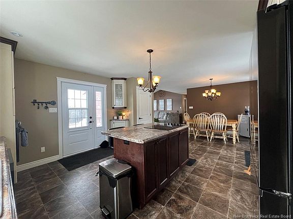 4th image of 40 Soucy Rd