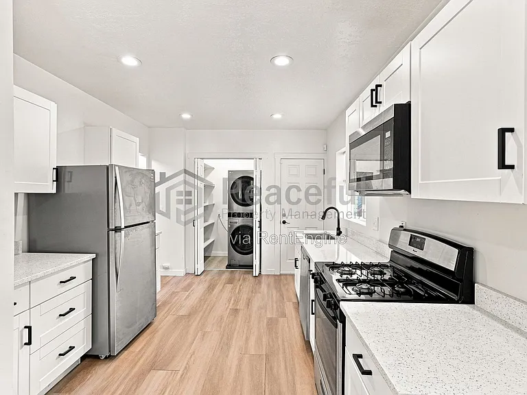 1603 S Major St #A — Photo 4