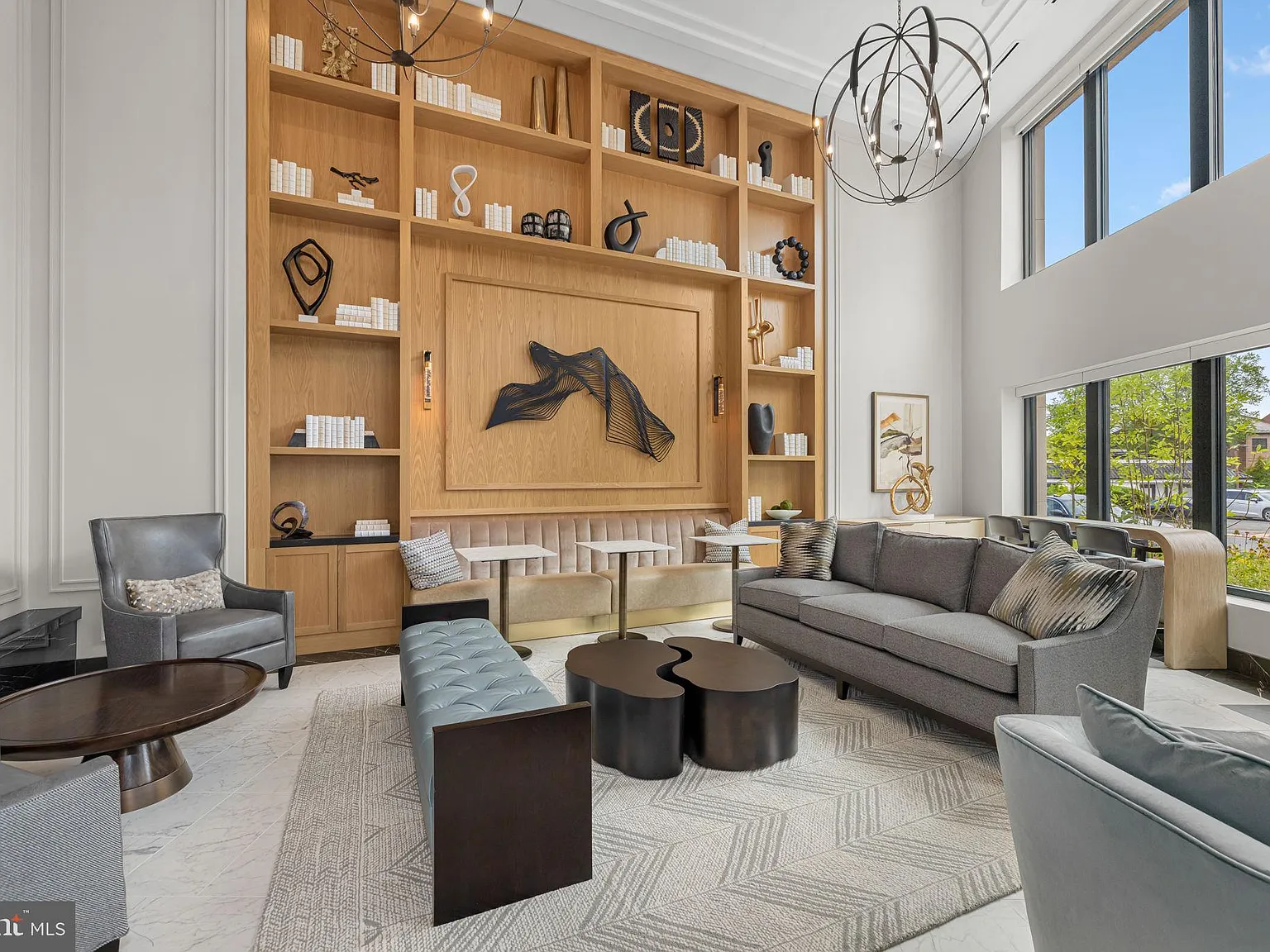 The Lowell Condominiums - Mclean — Photo 3