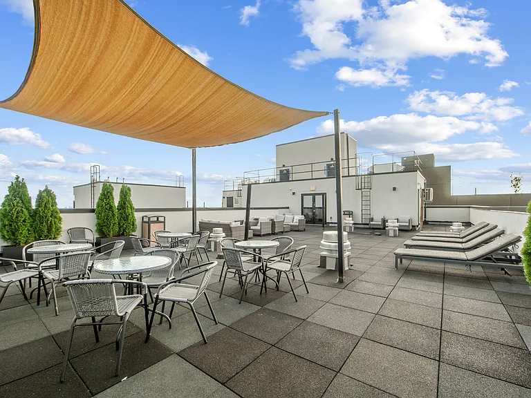 88 Linden Blvd #8E — Photo 11