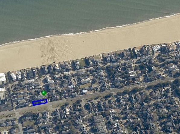 virginia-beach-virginia-344556849 picture