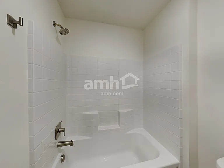9415 Wabash St — Photo 16