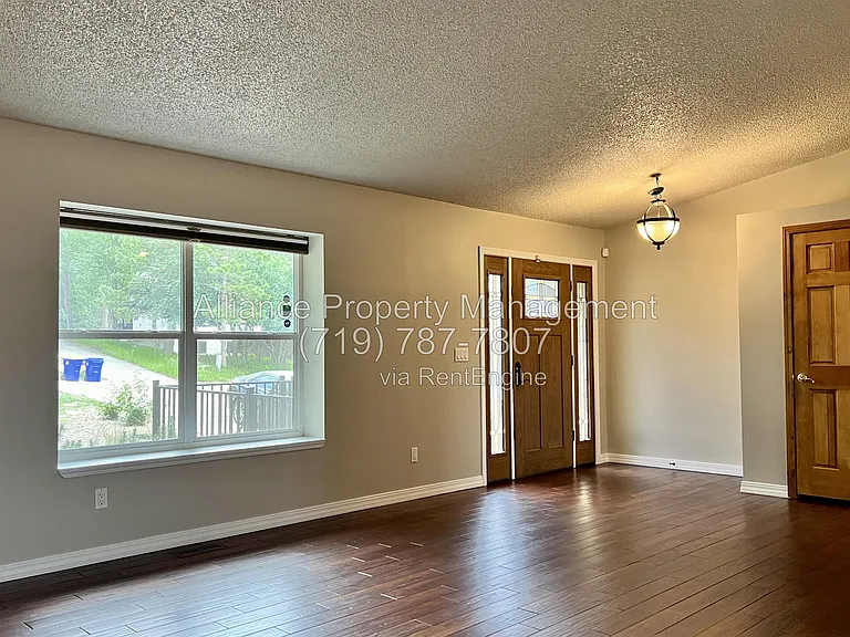 6318 Galway Dr — Photo 2