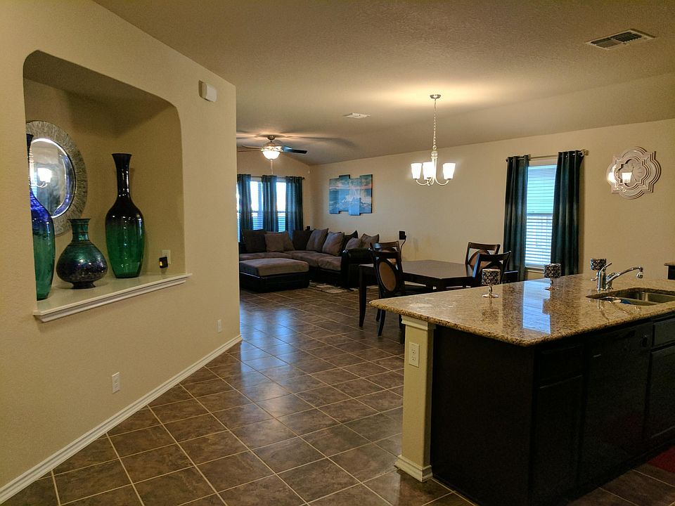 Entrance to kitchen, dining rooms and living room.