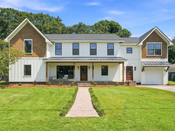 22 Charlestowne Rd, Charleston, SC 29407