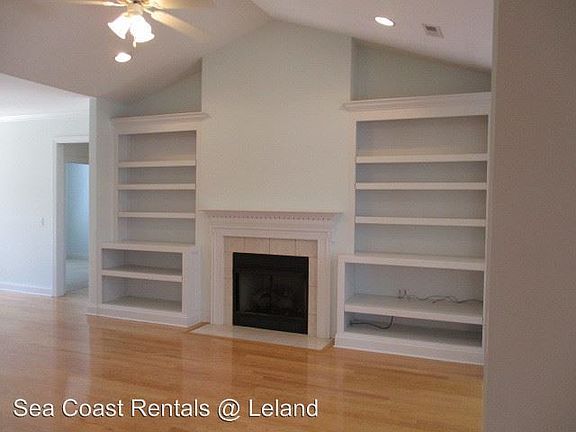 3rd image of 1034 Stonebridge Ln