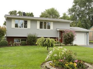 1021 79th St, Darien, IL