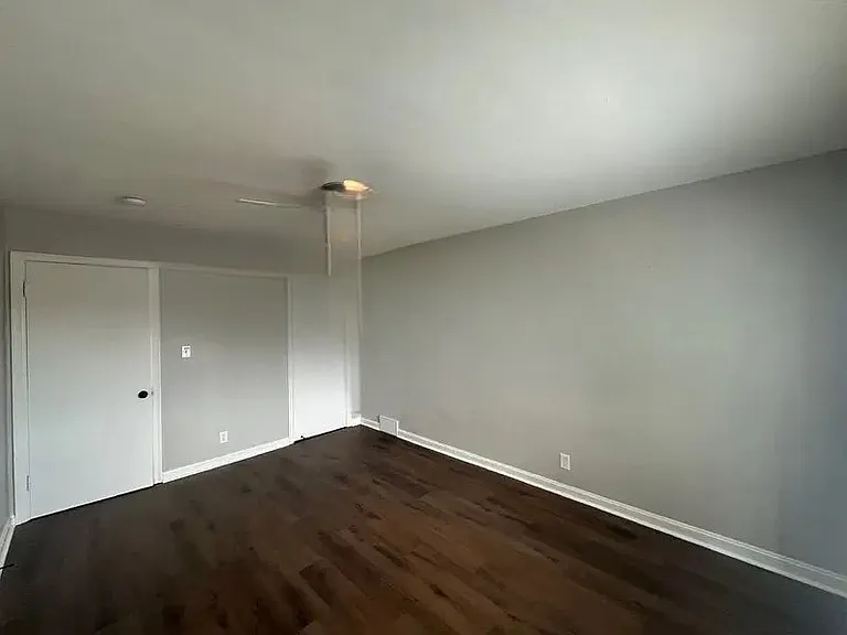1649 Anita Pl #2 — Photo 4