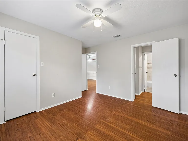 2 Goldthread Ct — Photo 21