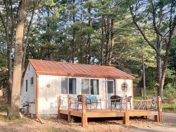 785 East Hiawatha Drive, Wisconsin Dells, WI 53965