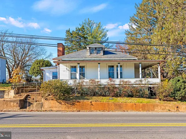 323 N Main St, Madison, VA 22727