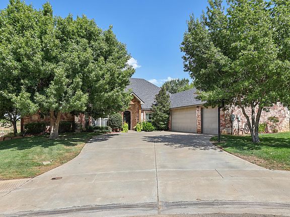 2nd image of 9 Sandhills Ln