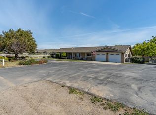 200 Dooling Rd, Hollister, CA 95023