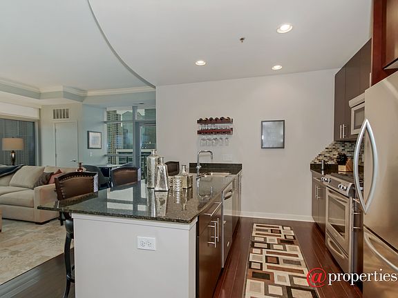 Kitchen / Living Room